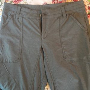 Green Columbia capris